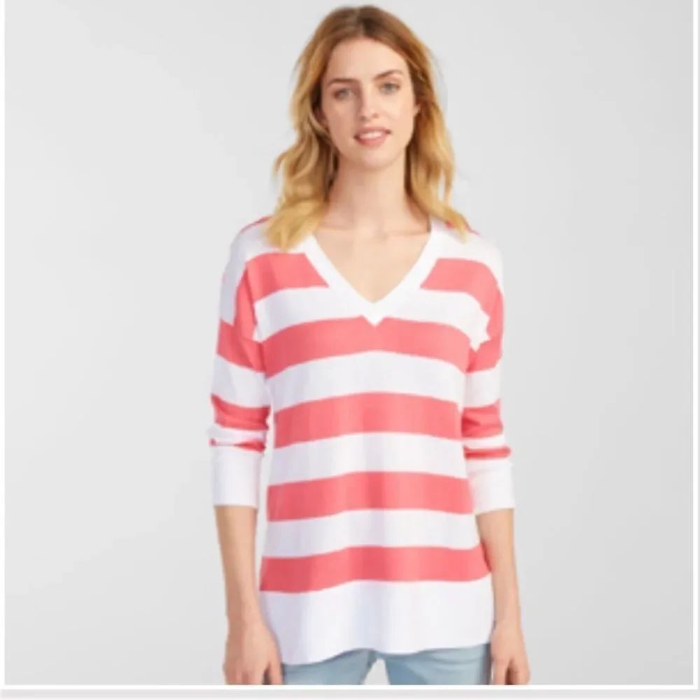 ✨Tommy Bahama Stripped Sweater✨